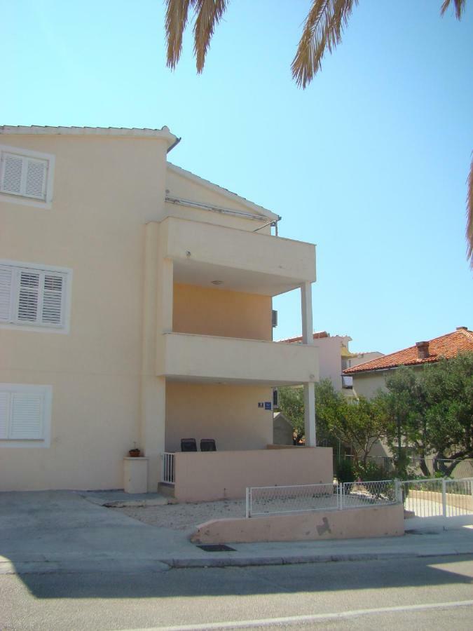 Apartments Ada Tučepi Exterior foto